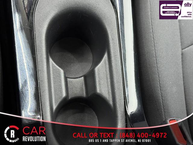 Used 2022 Toyota Corolla LE image 31