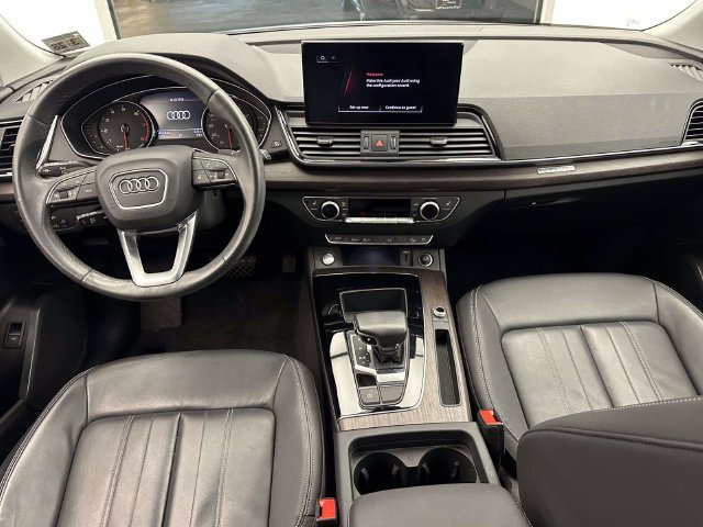 Used 2023 Audi Q5 2.0T Premium w/ Convenience Package AWD/4WD image 16