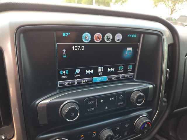 Used 2018 Chevrolet Silverado 1500 LT w/ Texas Edition RWD image 13