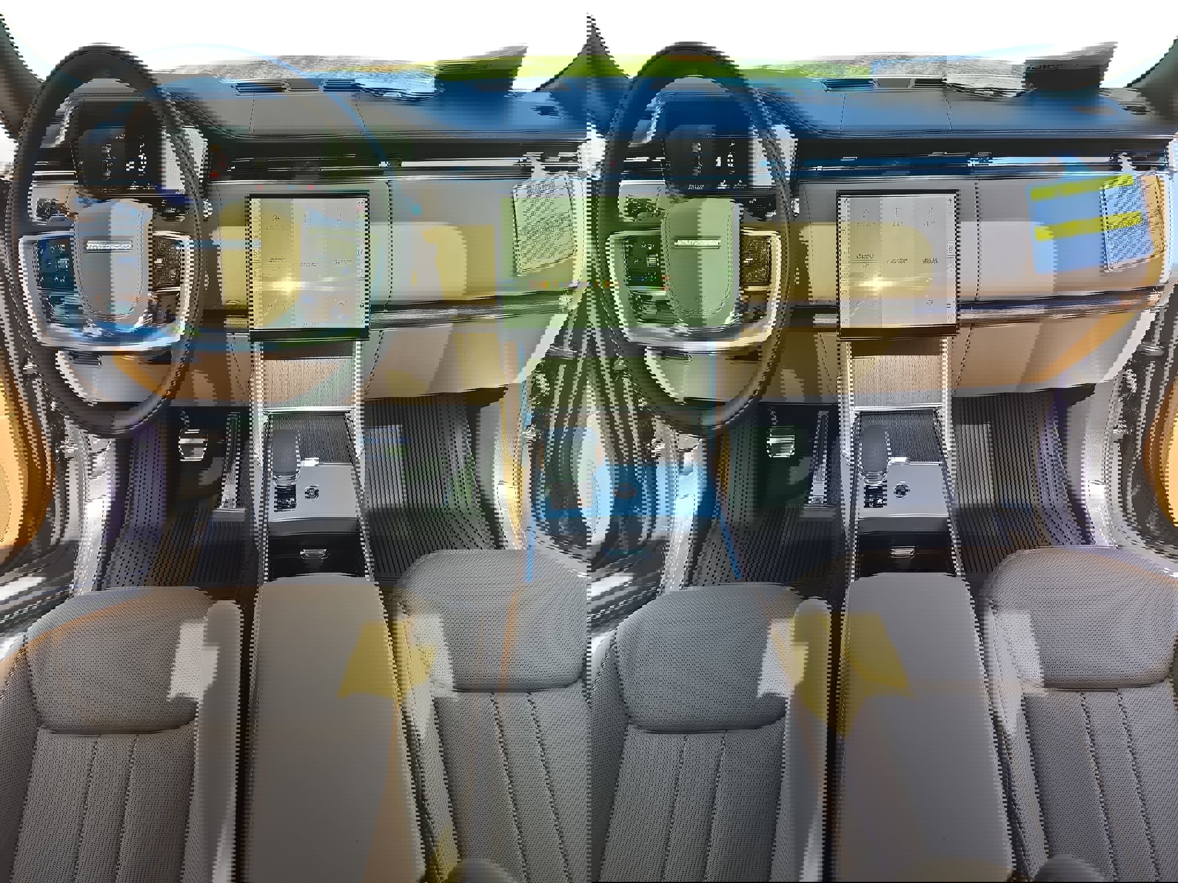 New 2026 Land Rover Range Rover Long Wheelbase SE image 9