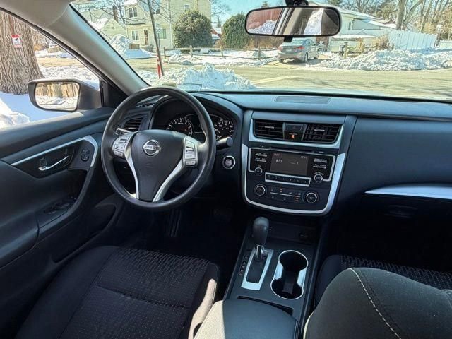 Used 2016 Nissan Altima 2.5 S w/ Power Driver Seat Package image 18