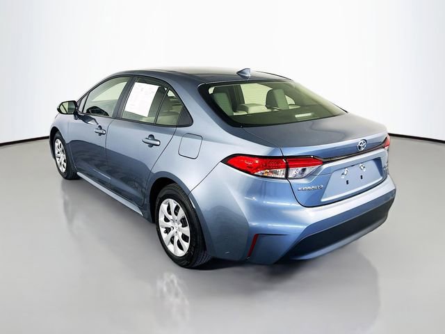Used 2025 Toyota Corolla LE image 5