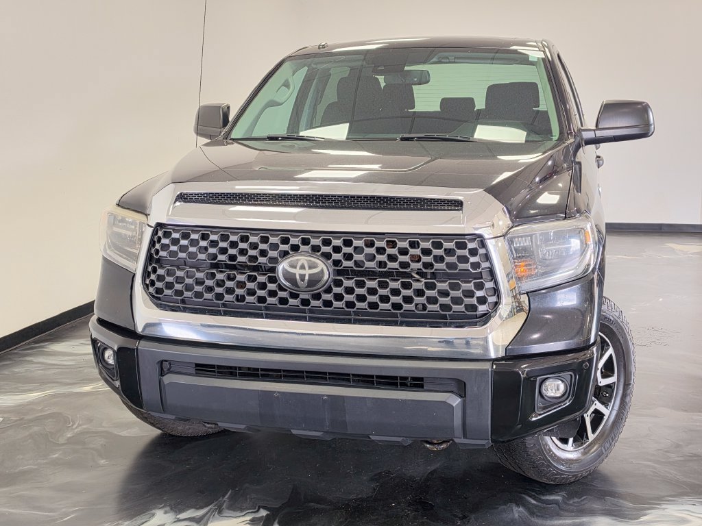 Used 2018 Toyota Tundra SR5 AWD/4WD image 3