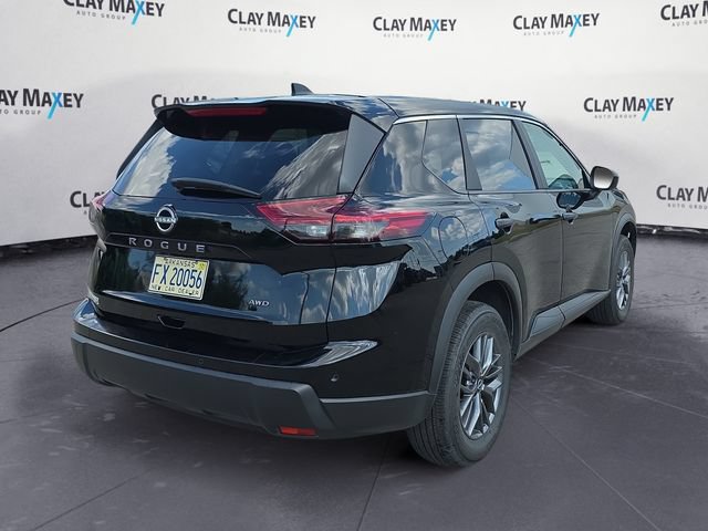Used 2025 Nissan Rogue S AWD/4WD image 5