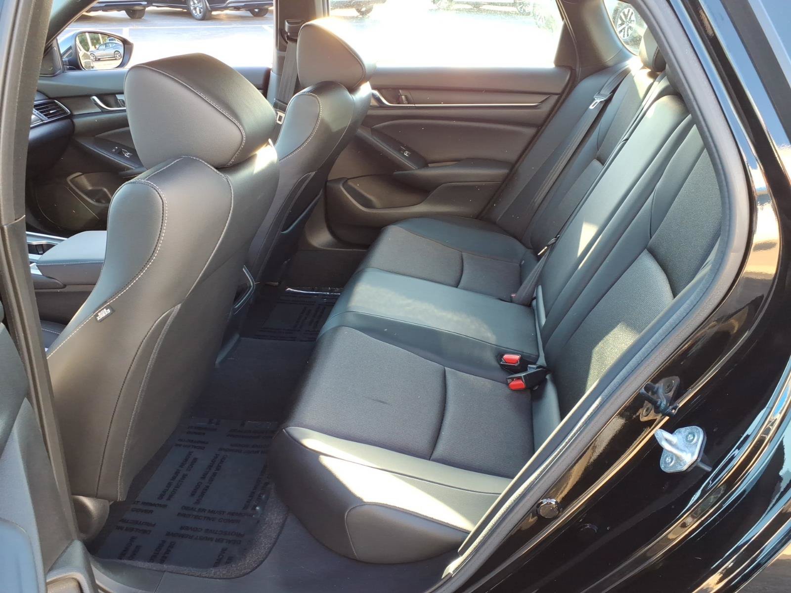 Used 2022 Honda Accord Sport image 6