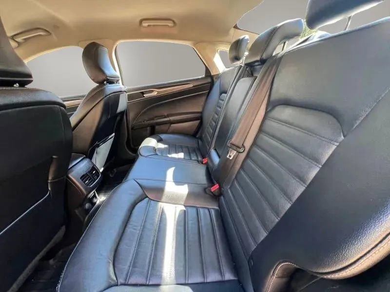 Used 2018 Ford Fusion Energi SE FWD image 13