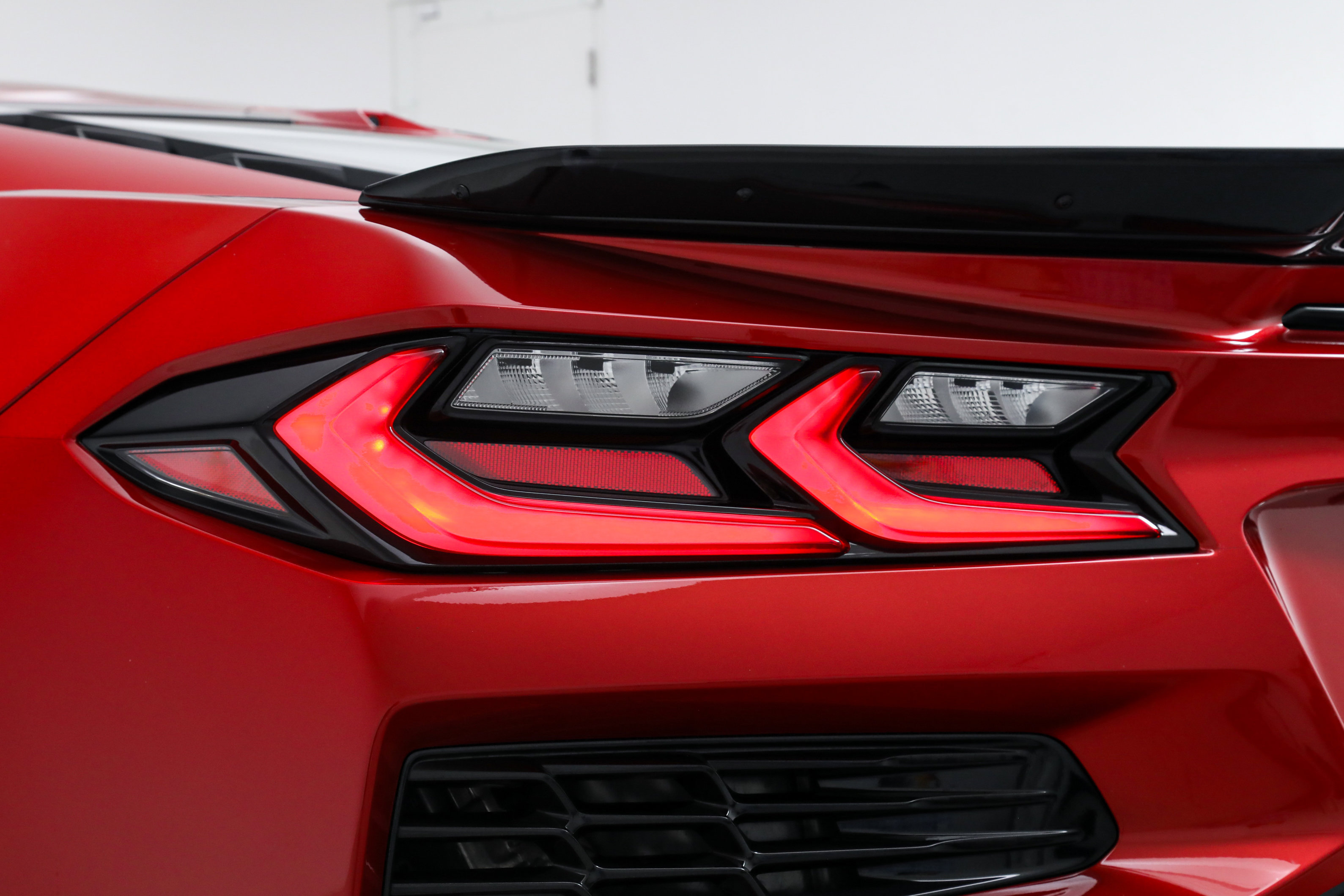 Used 2025 Chevrolet Corvette Z06 w/ Stealth Interior Trim Package image 15