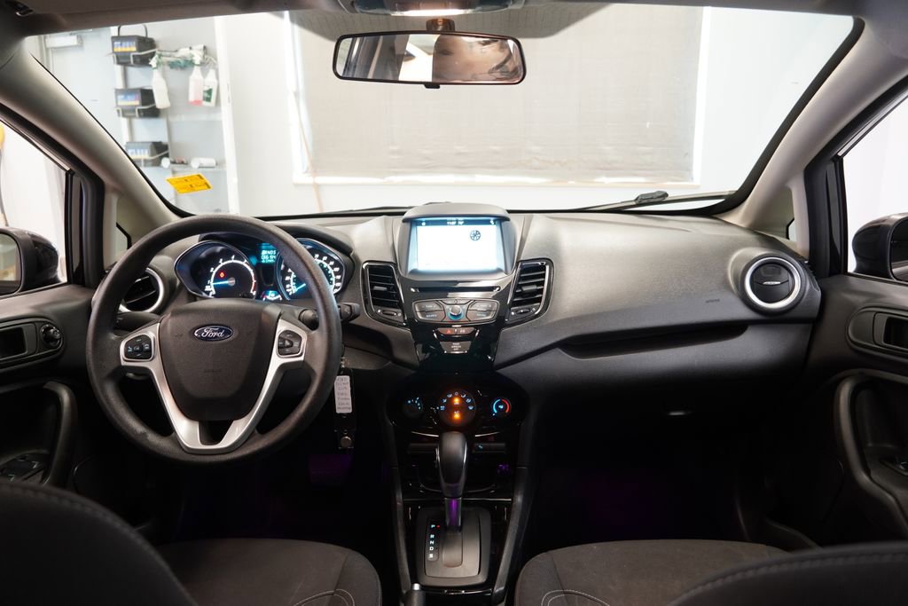 Used 2018 Ford Fiesta SE w/ Equipment Group 201A image 18