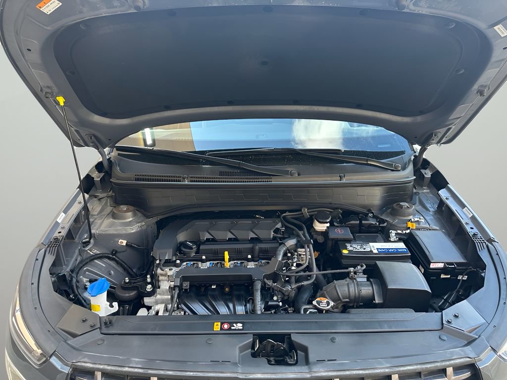 Used 2025 Hyundai Venue Limited image 29