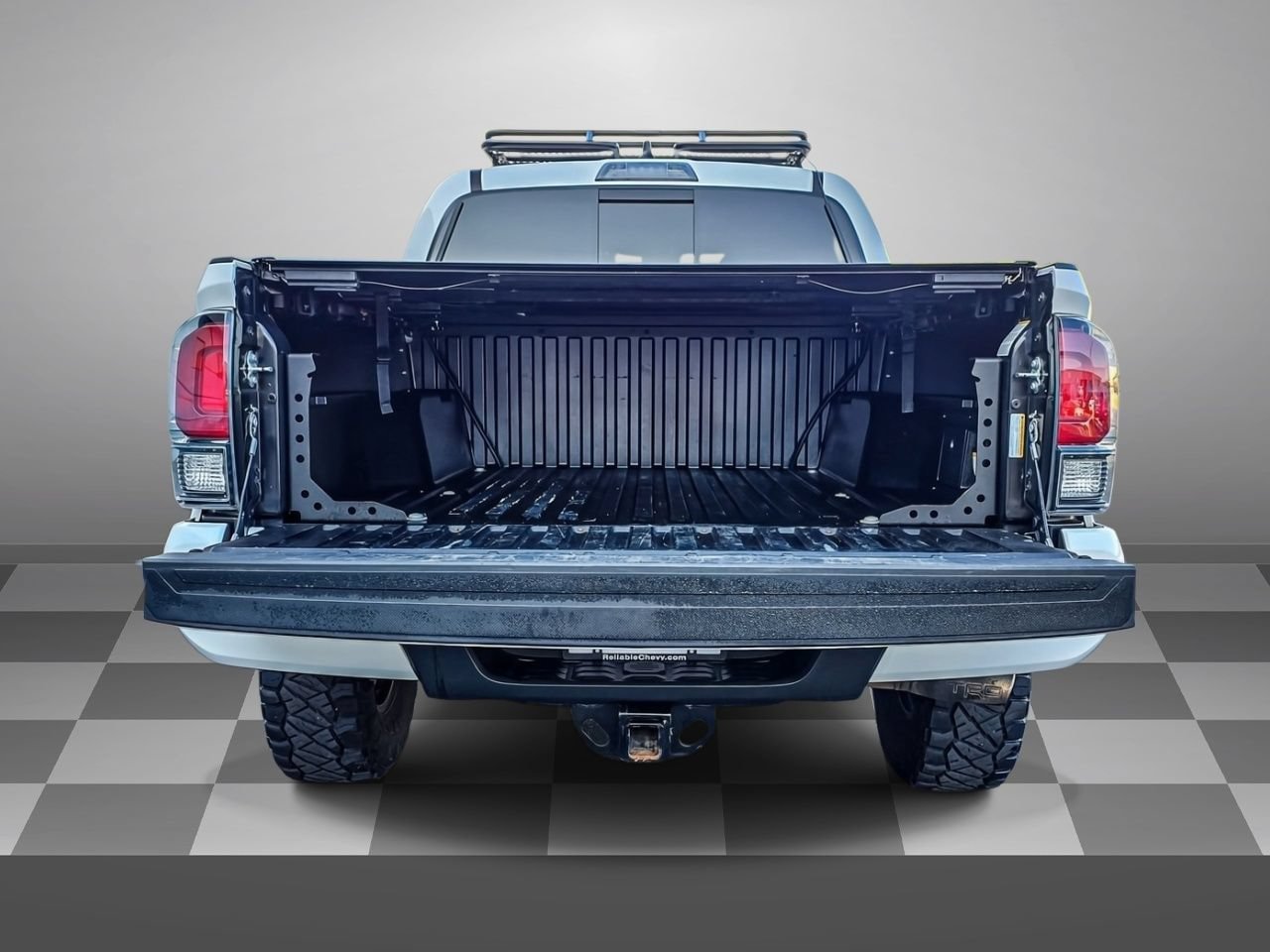 Used 2023 Toyota Tacoma TRD Pro AWD/4WD image 6