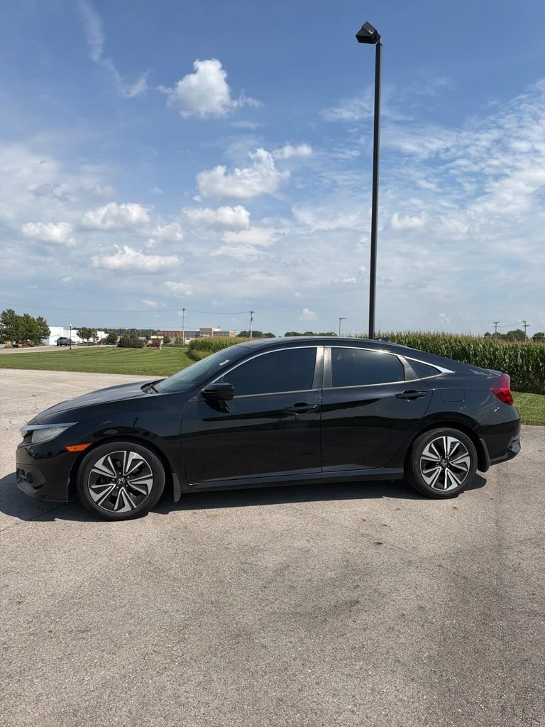 Used 2016 Honda Civic EX-L image 4