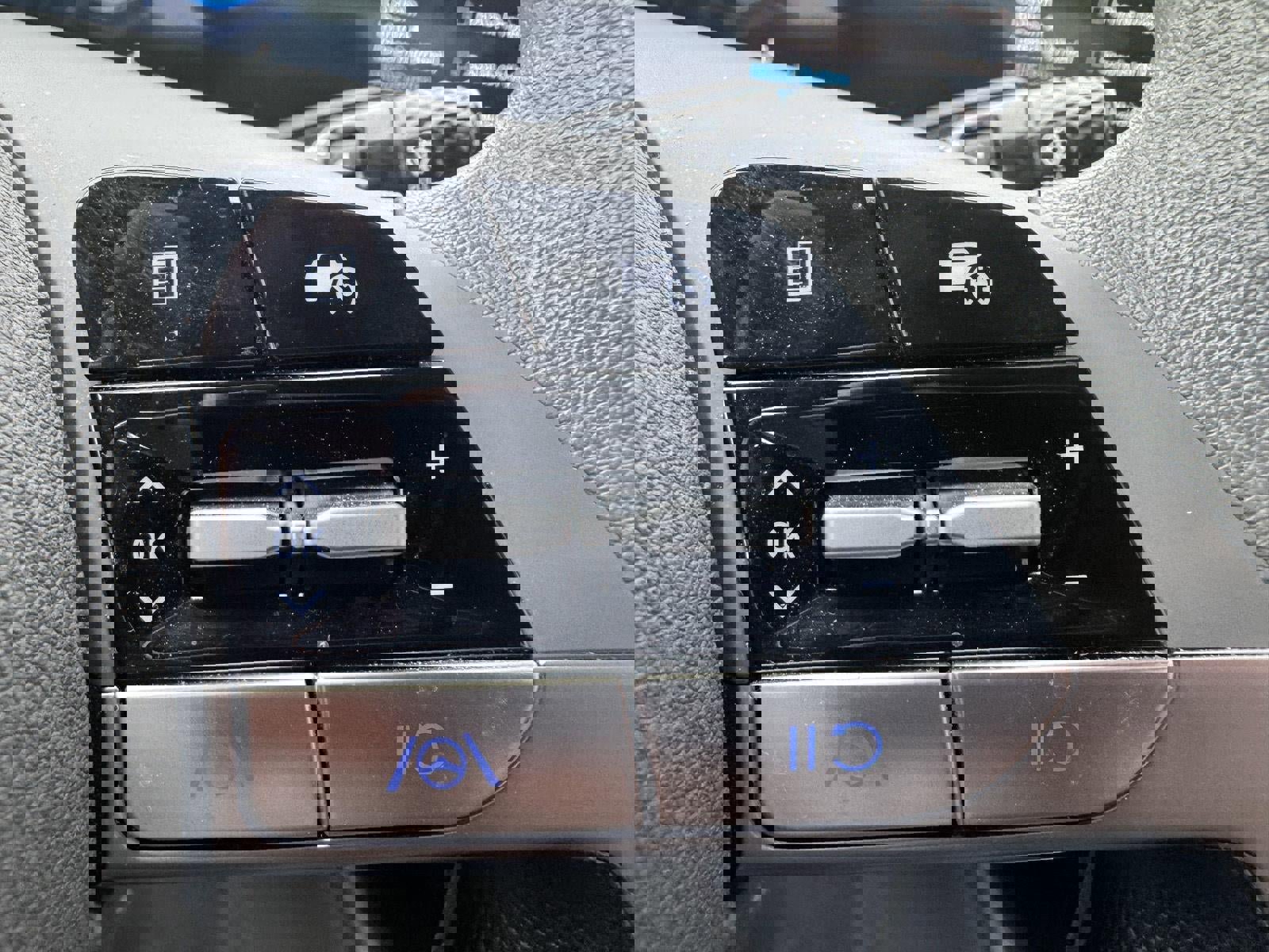 Used 2024 Hyundai Elantra SEL image 16