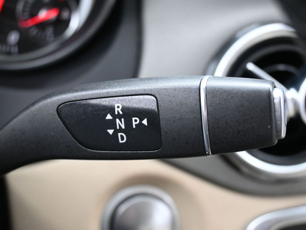 Used 2018 Mercedes-Benz GLA 250 image 17