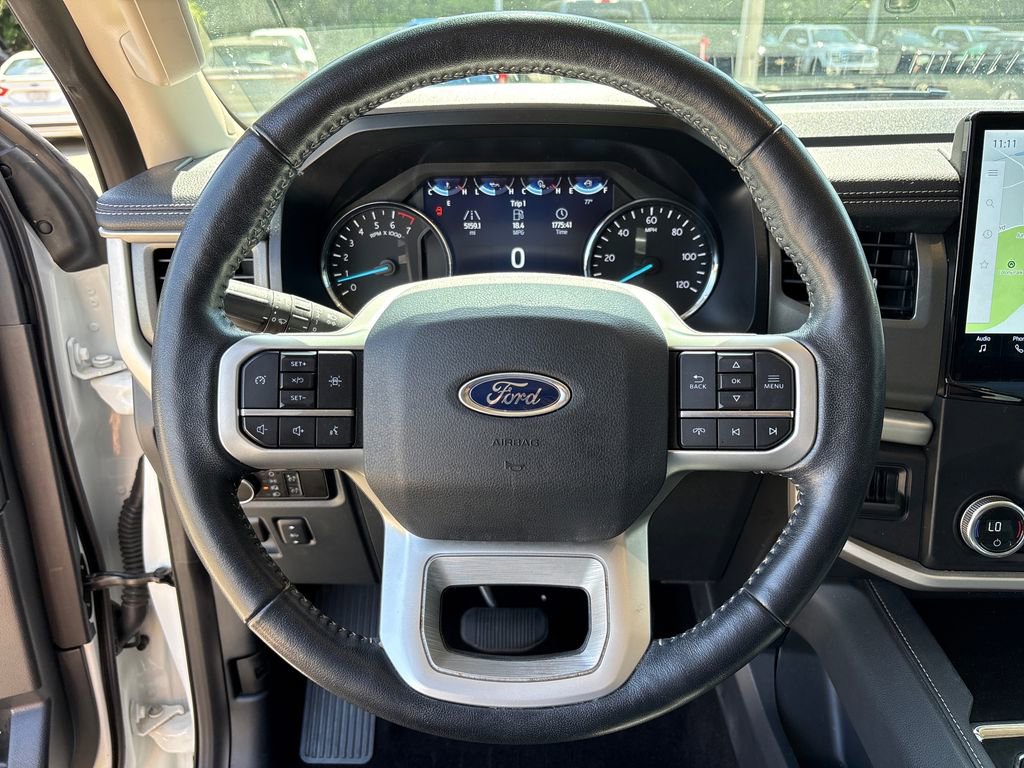 Used 2023 Ford Expedition XLT RWD image 17