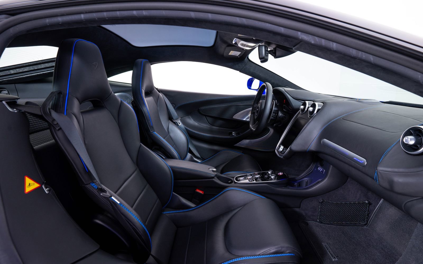 Used 2023 McLaren GT image 20