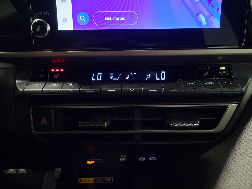Used 2026 Toyota Camry SE w/ Convenience Package FWD image 19