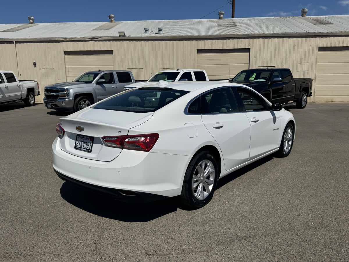 Used 2021 Chevrolet Malibu LT FWD image 9