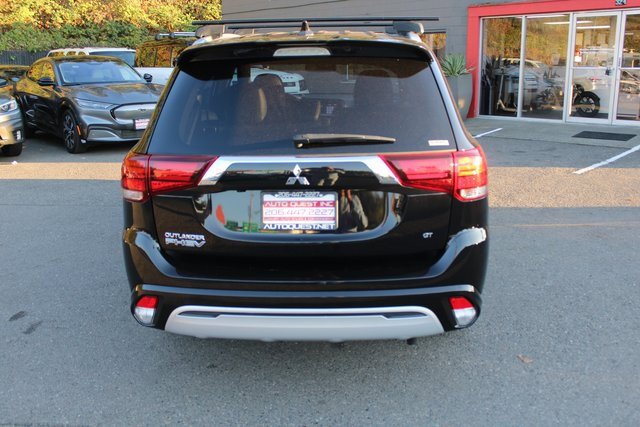 Used 2022 Mitsubishi Outlander LE image 4