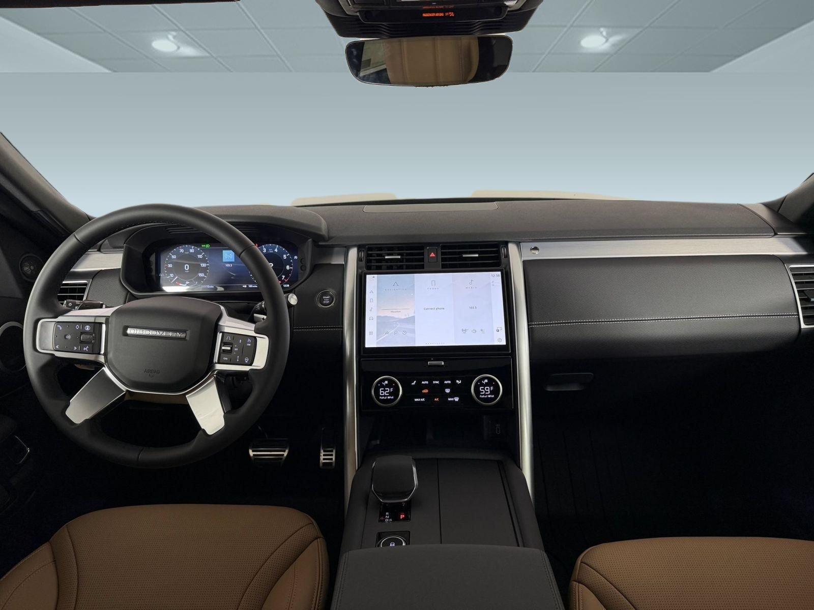 New 2026 Land Rover Discovery Dynamic SE AWD/4WD image 13