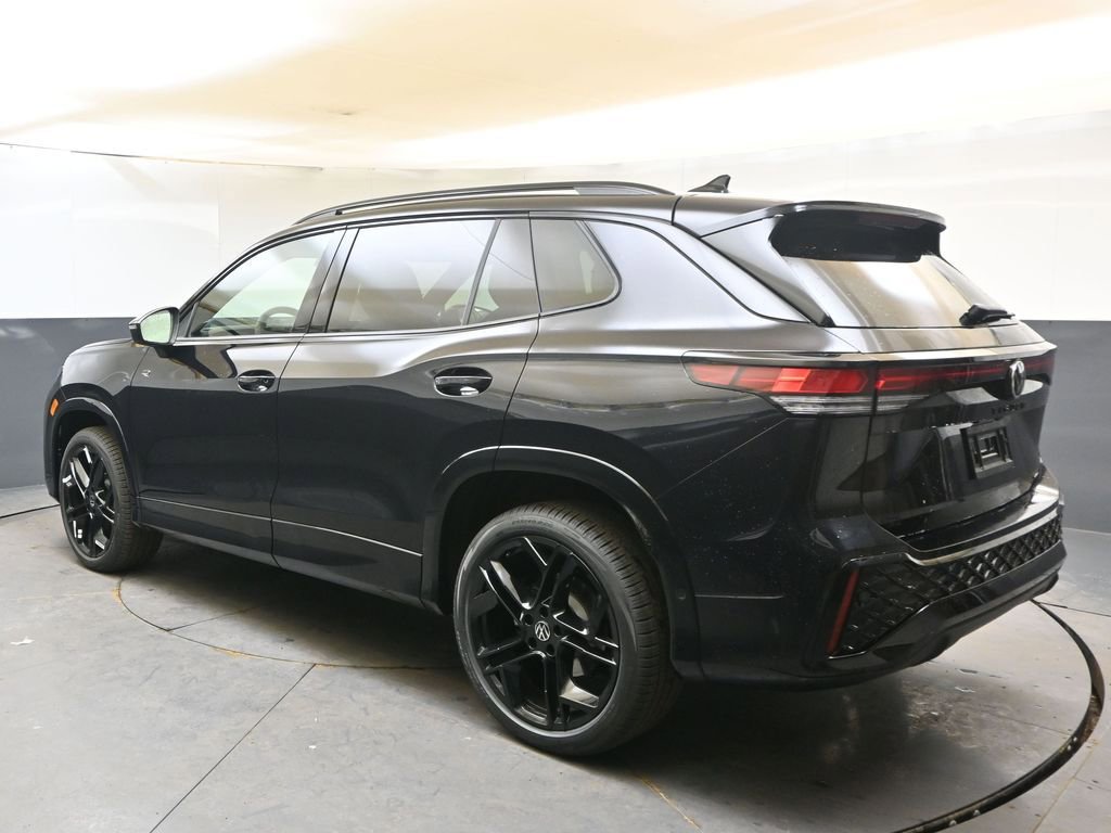 New 2026 Volkswagen Tiguan SE R-Line image 3