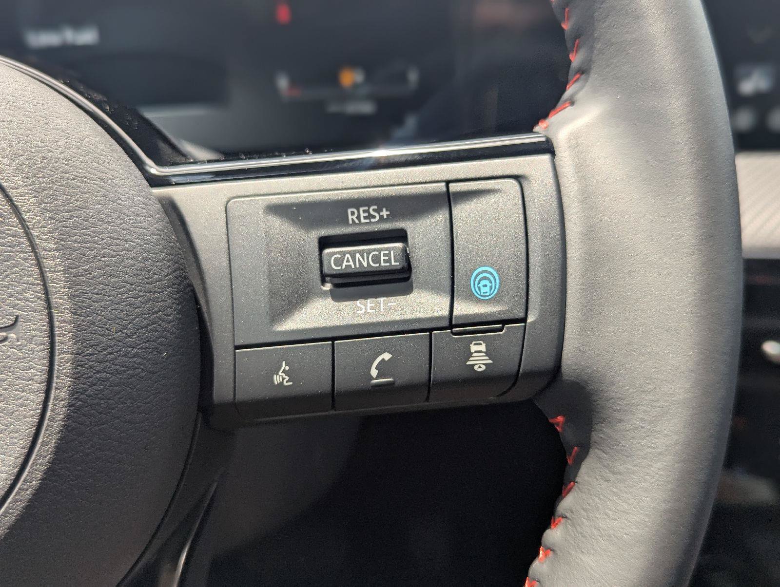 New 2026 Nissan Kicks SR w/ Cold Weather Package AWD/4WD image 28