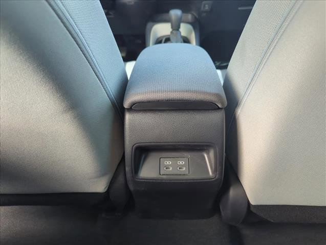 Used 2024 Toyota Corolla LE image 19