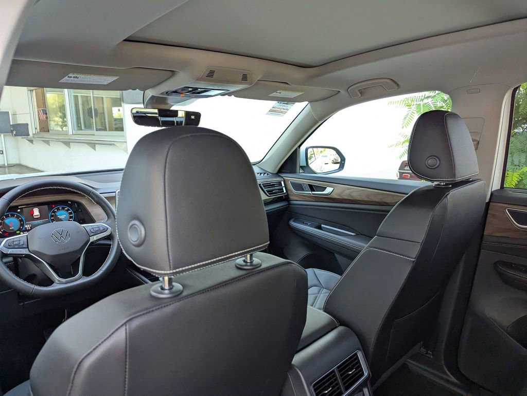 New 2026 Volkswagen Atlas SE image 17