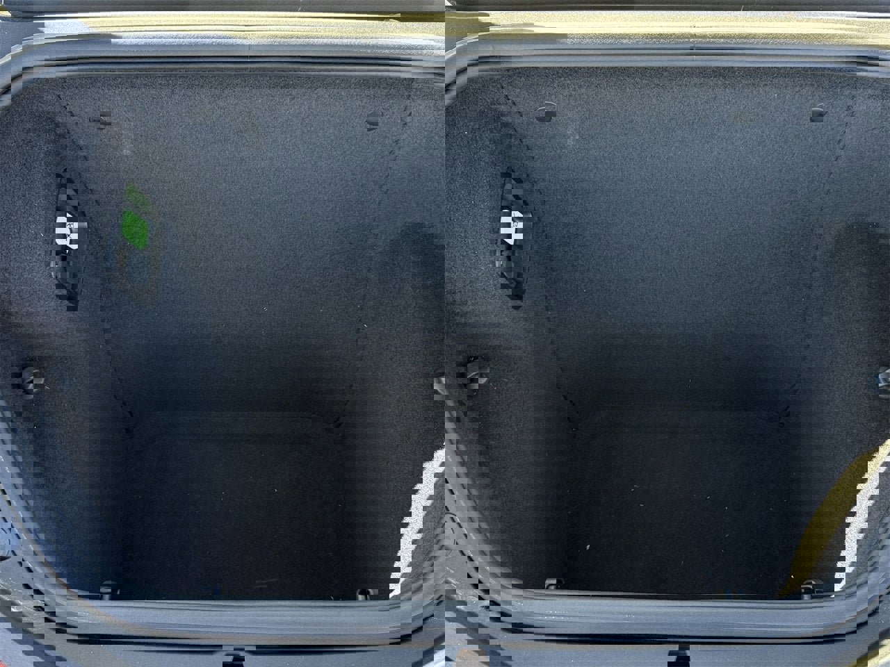 Used 2020 Chevrolet Corvette Stingray Preferred Conv w/ 2LT Preferred Equipment Group image 28