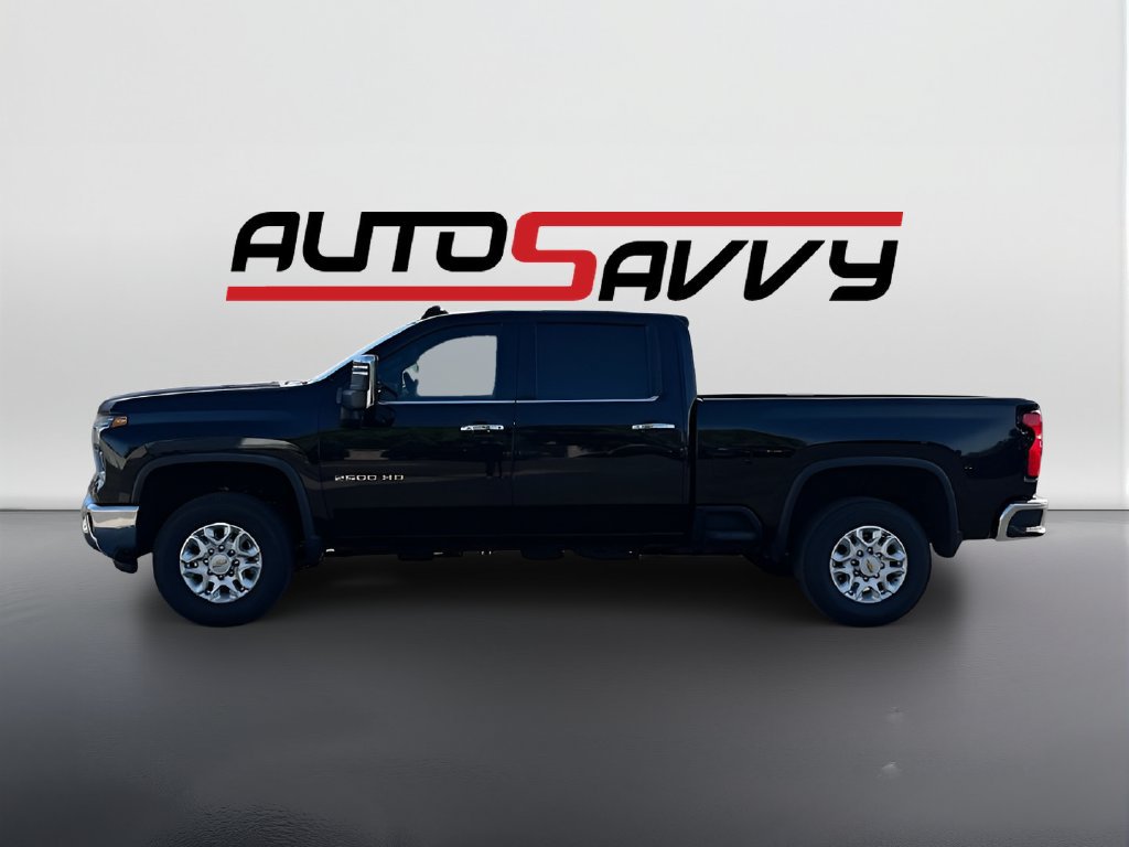 Used 2025 Chevrolet Silverado 2500 LTZ w/ LTZ Plus Package AWD/4WD image 4