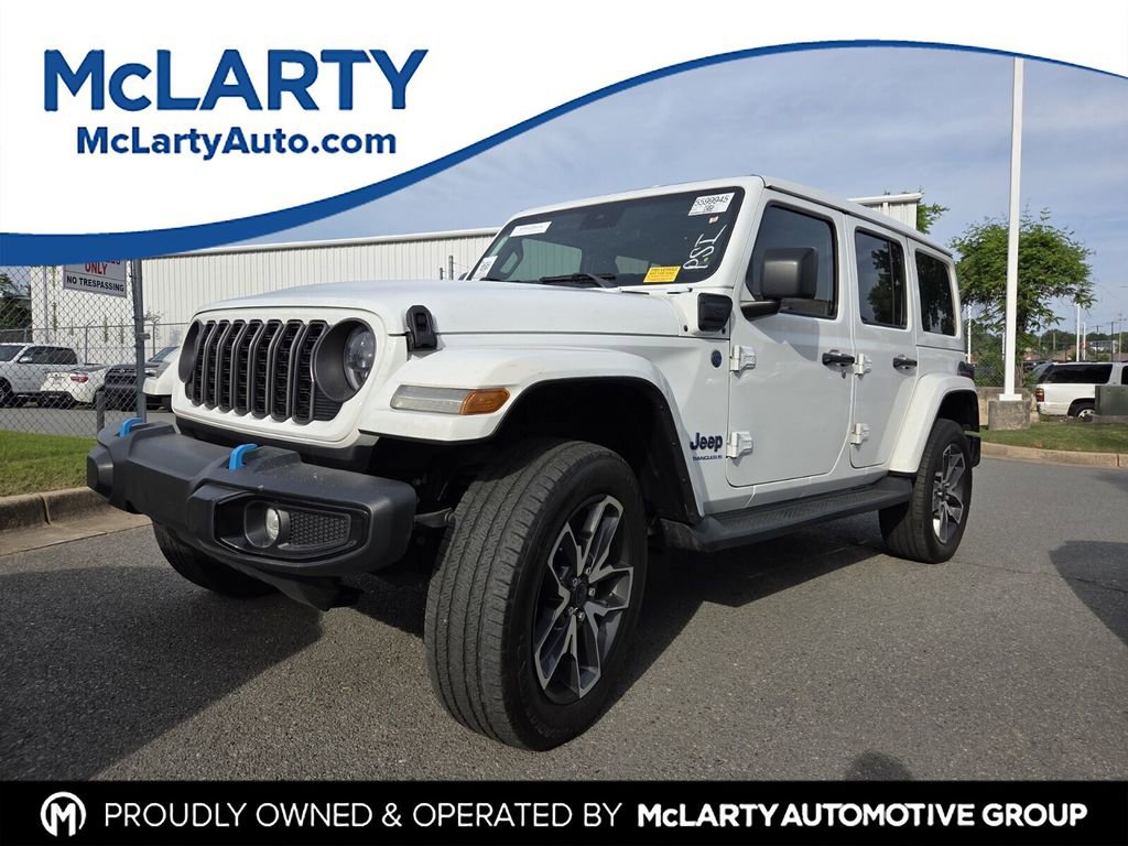 Used 2024 Jeep Wrangler Unlimited w/ LED Headlamp & Fog Lamp Group AWD/4WD image 1