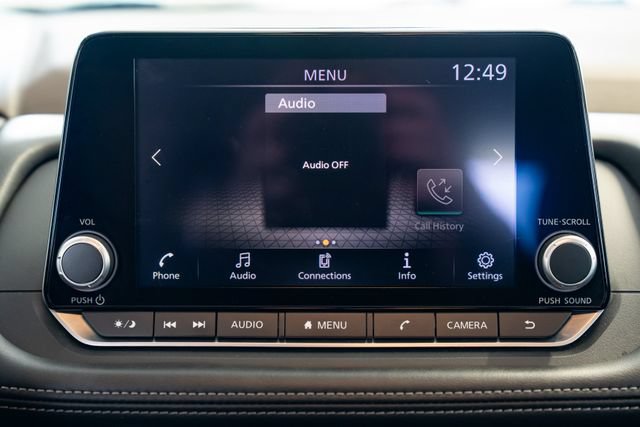 Used 2023 Nissan Rogue S AWD/4WD image 13