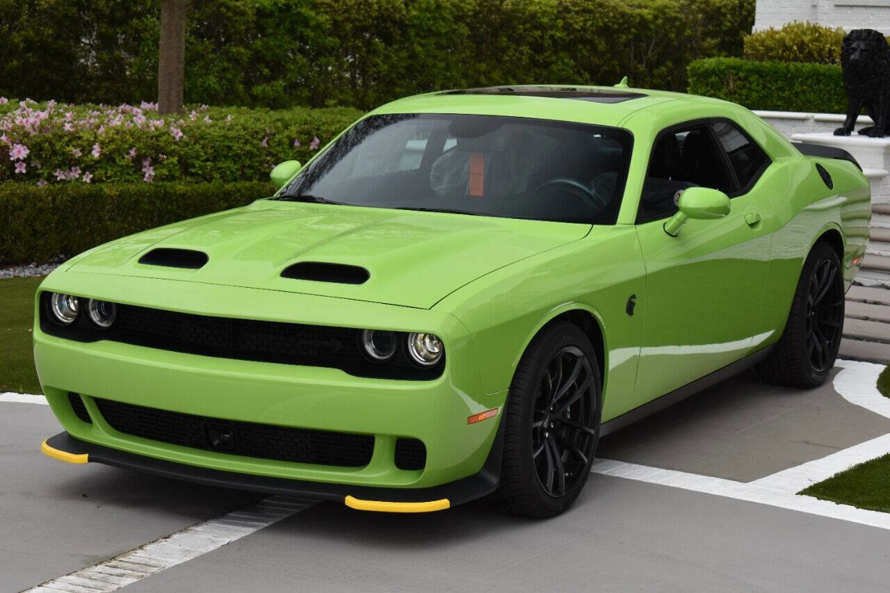 Used 2023 Dodge Challenger SRT Hellcat image 9
