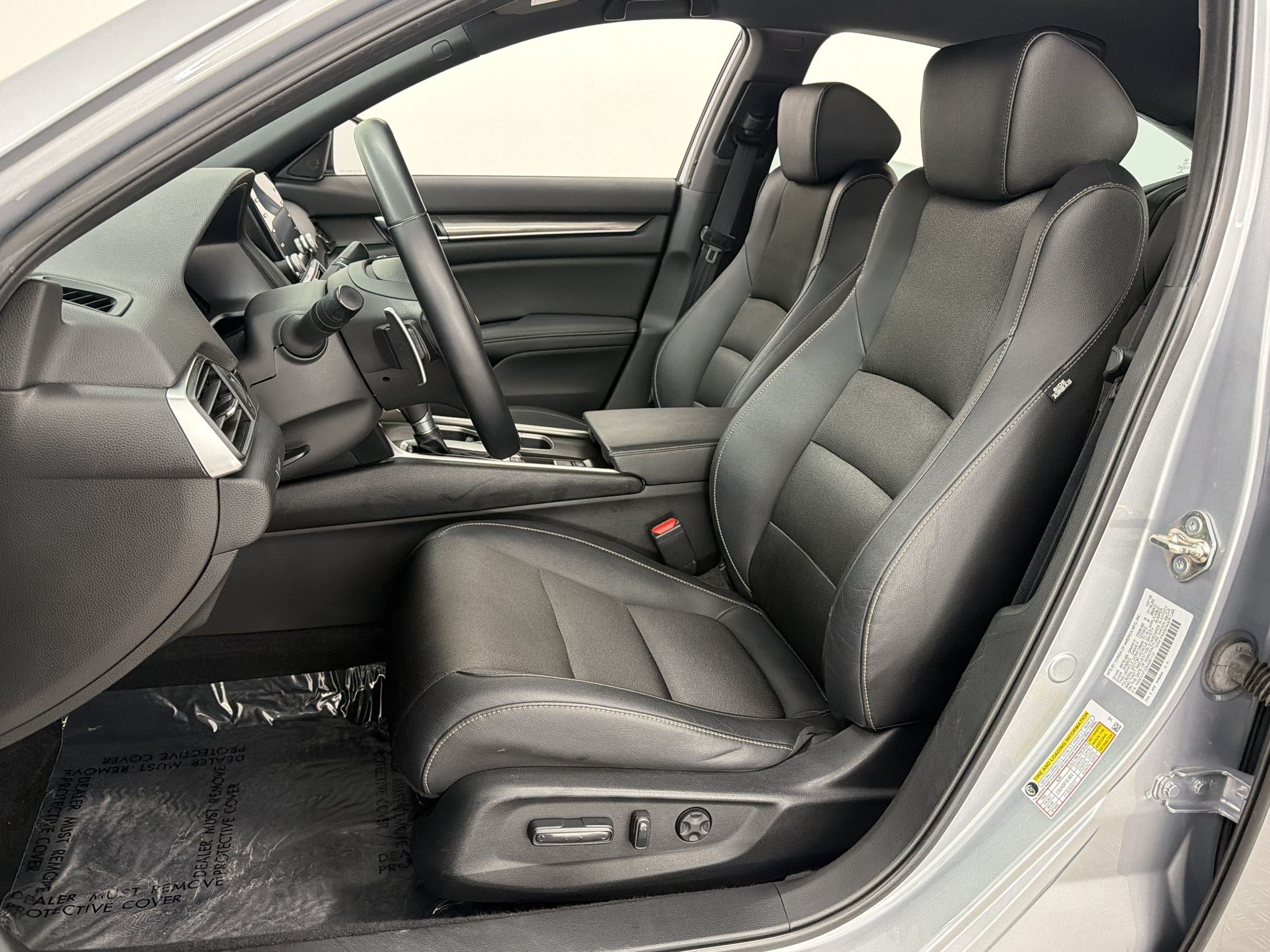 Used 2019 Honda Accord Sport image 5