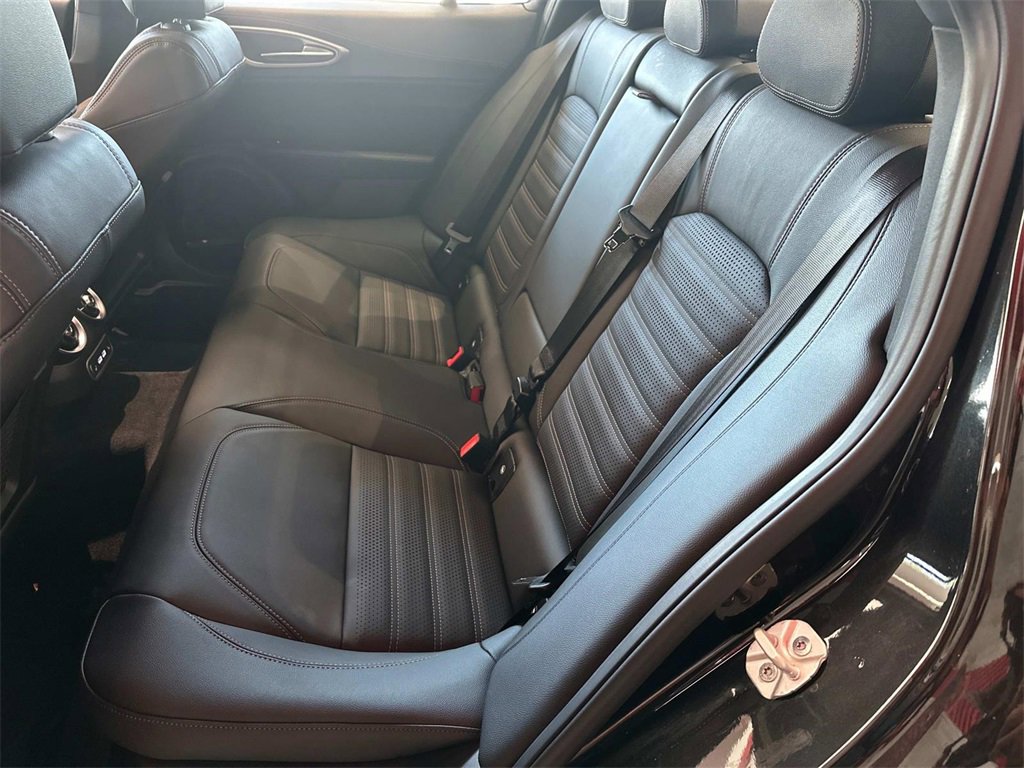 New 2025 Alfa Romeo Giulia AWD w/ Driving Assist Package image 11