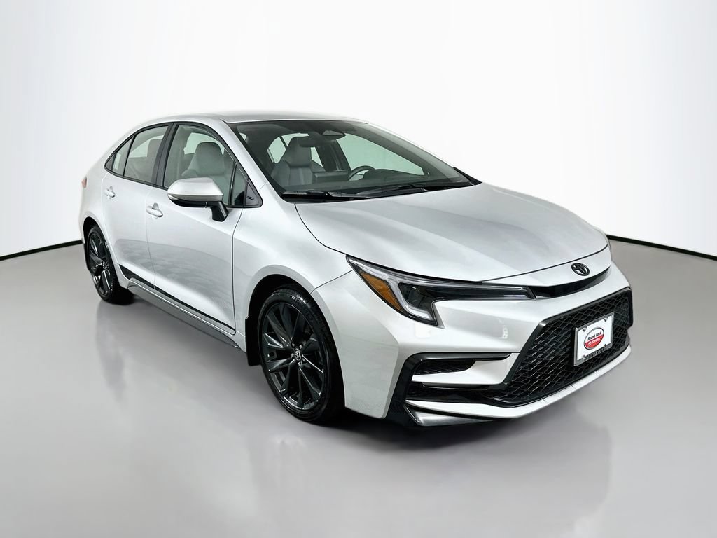 Certified 2026 Toyota Corolla SE FWD image 3