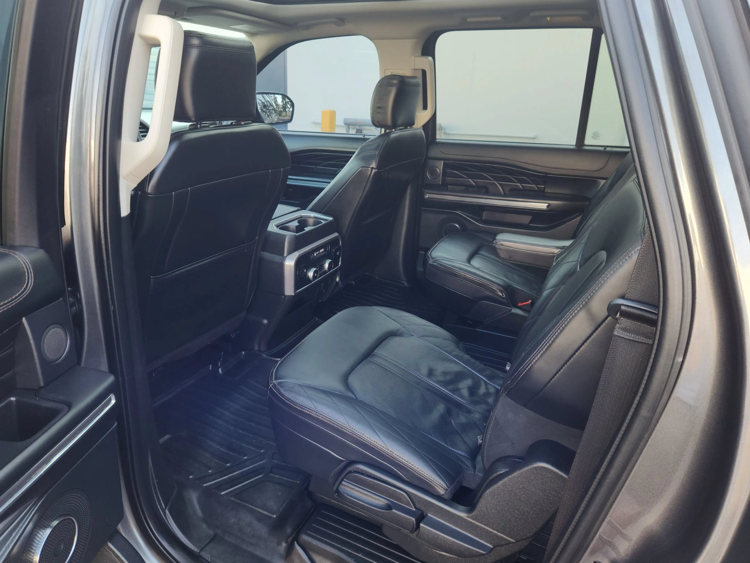 Used 2021 Ford Expedition Max Platinum AWD/4WD image 18