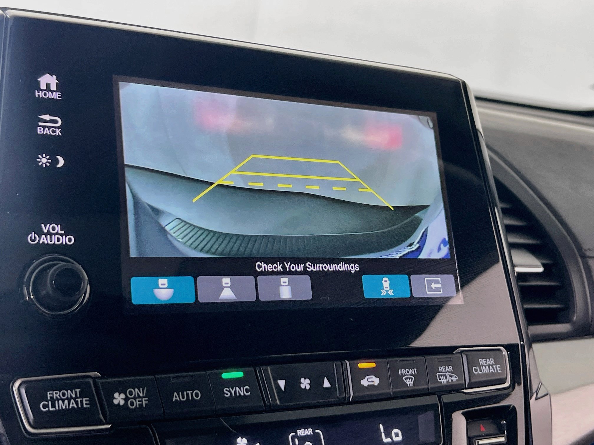 Used 2023 Honda Odyssey Touring image 14