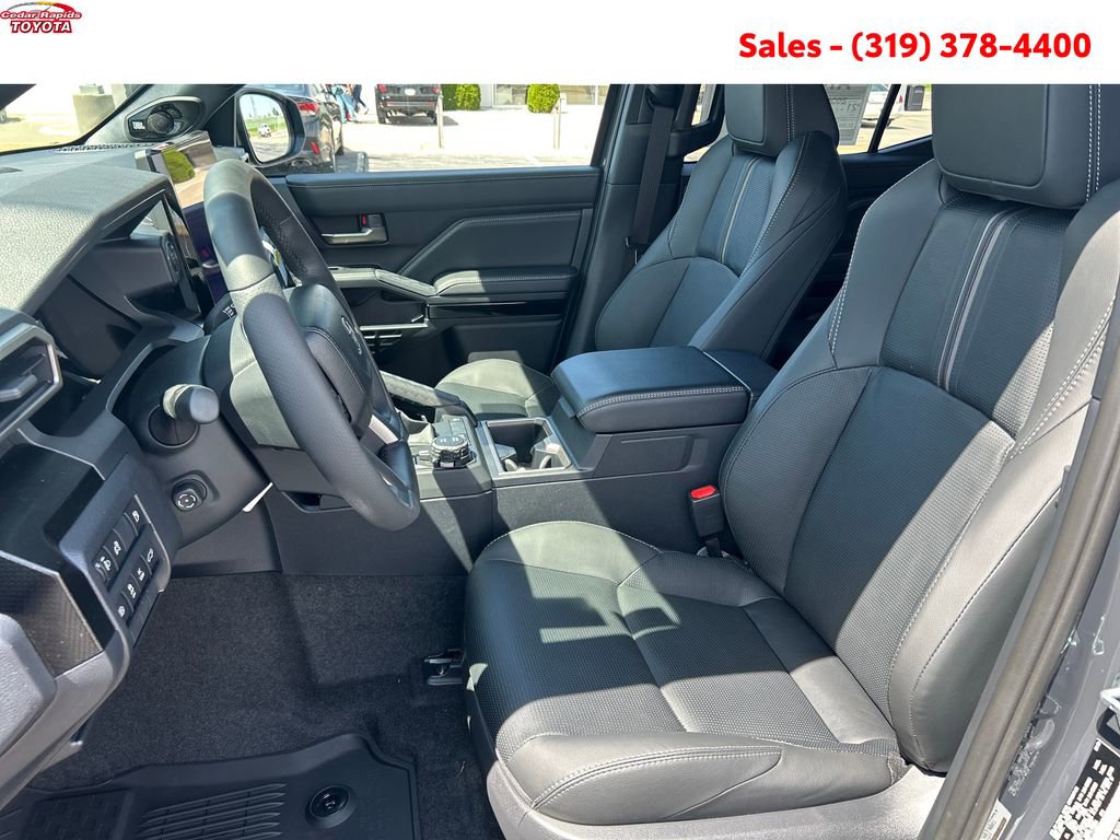 New 2026 Toyota 4Runner Limited AWD/4WD image 9