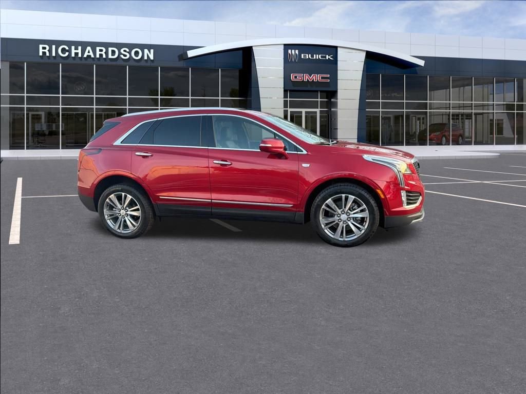 Used 2025 Cadillac XT5 Premium Luxury w/ LPO, Floor Liner Package image 41