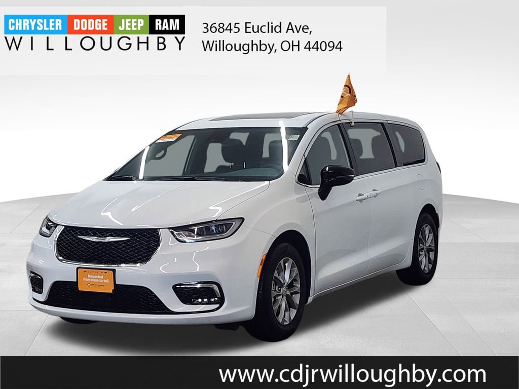 Used 2026 Chrysler Pacifica Limited