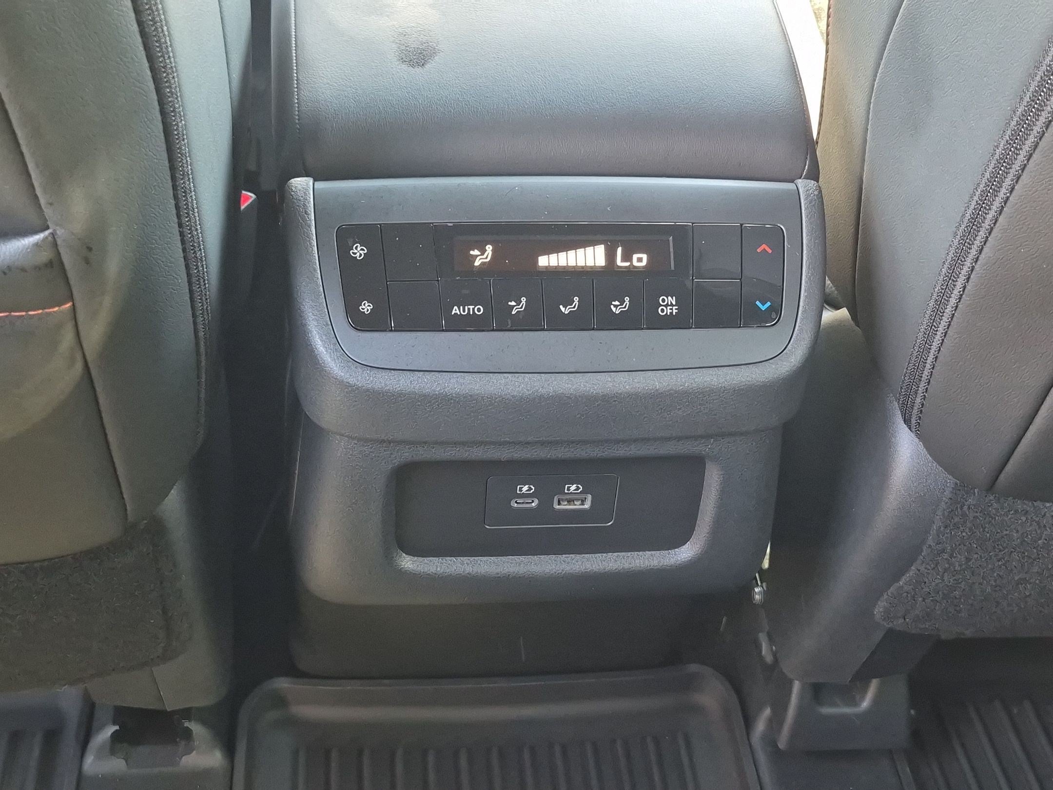 Used 2025 Nissan Pathfinder Rock Creek AWD/4WD image 25