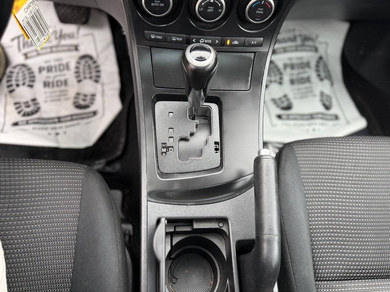 Used 2013 MAZDA MAZDA3 i Touring FWD image 15