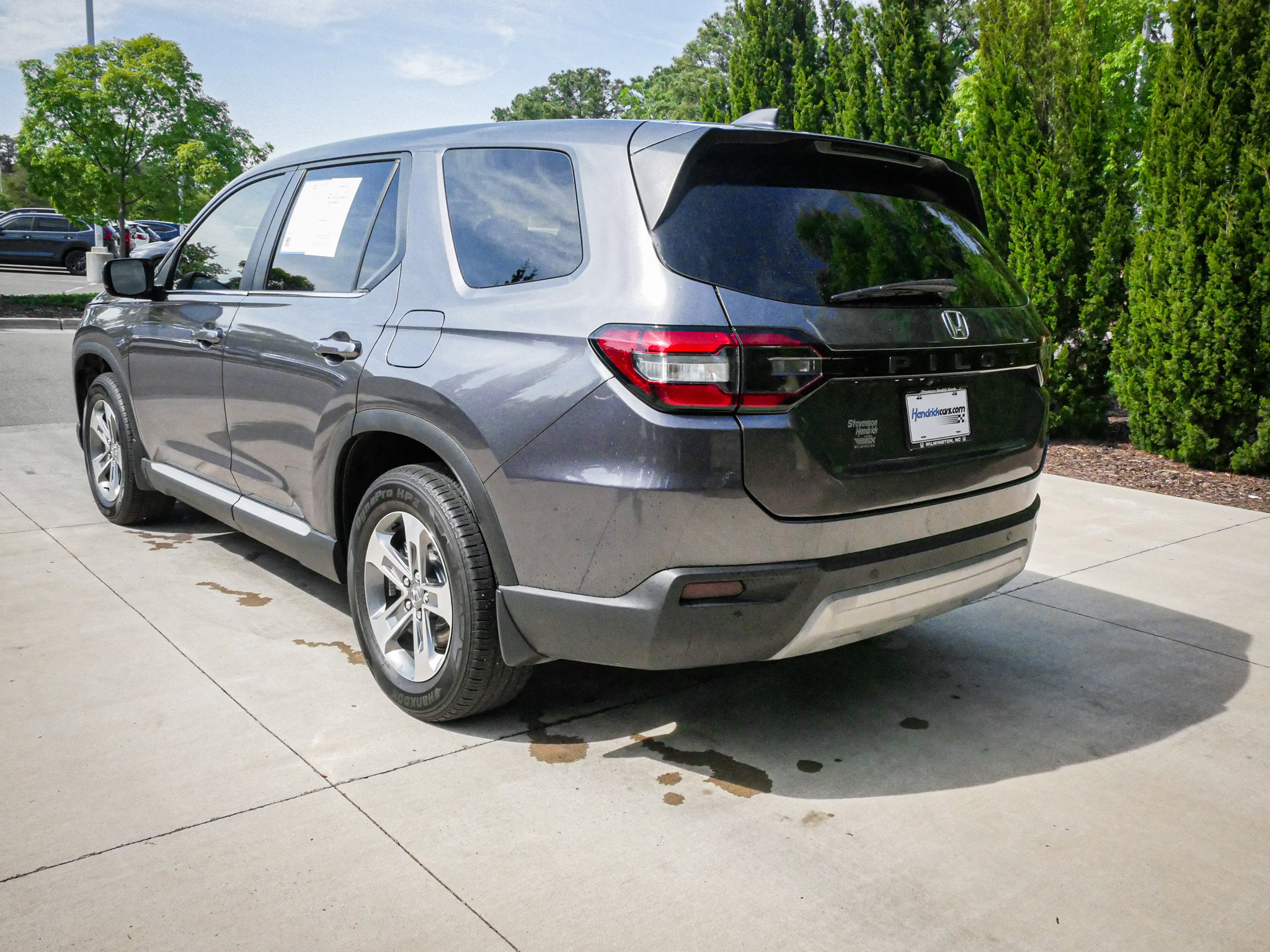 Certified 2025 Honda Pilot EX-L image 8