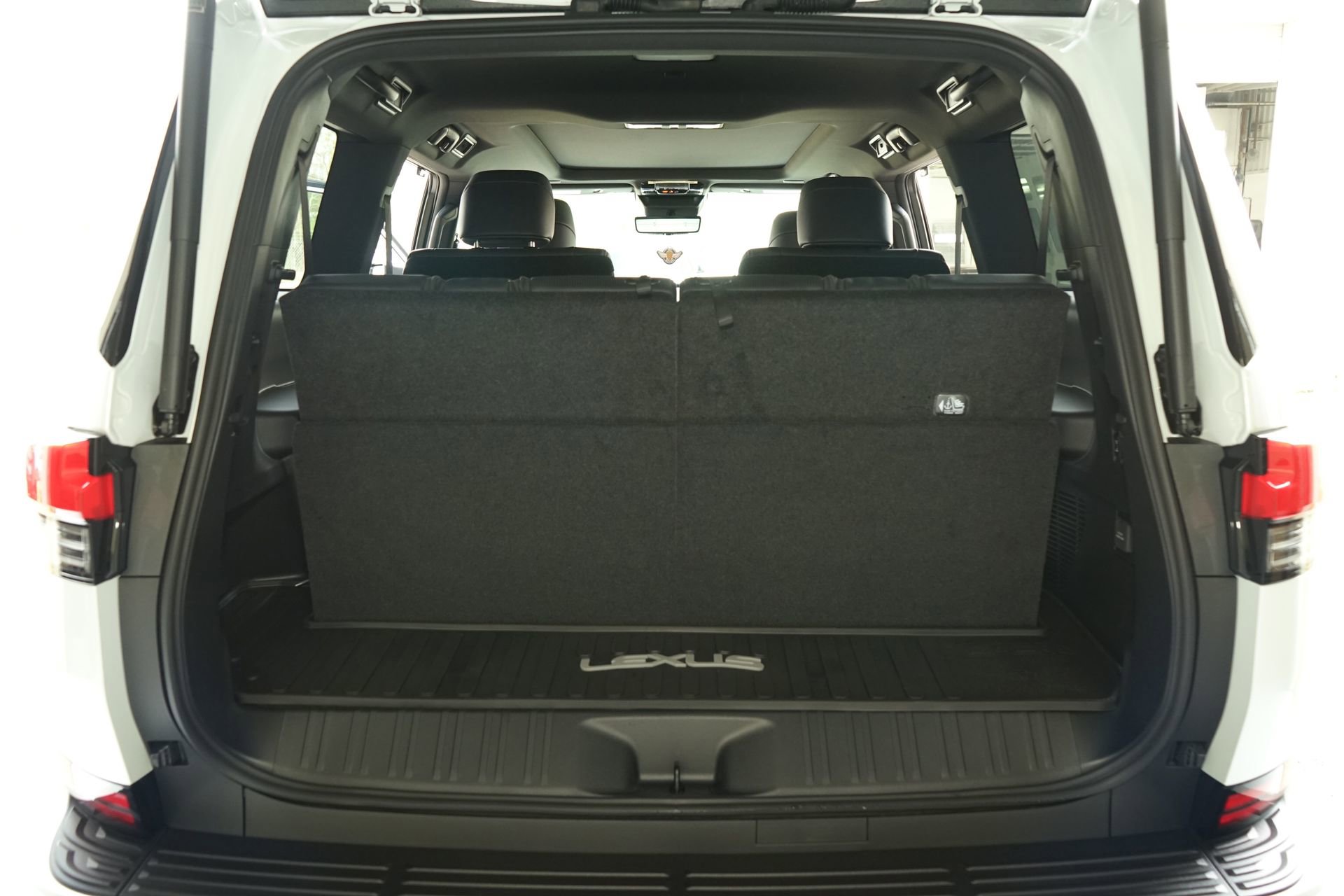 Used 2026 Lexus GX 550 image 36