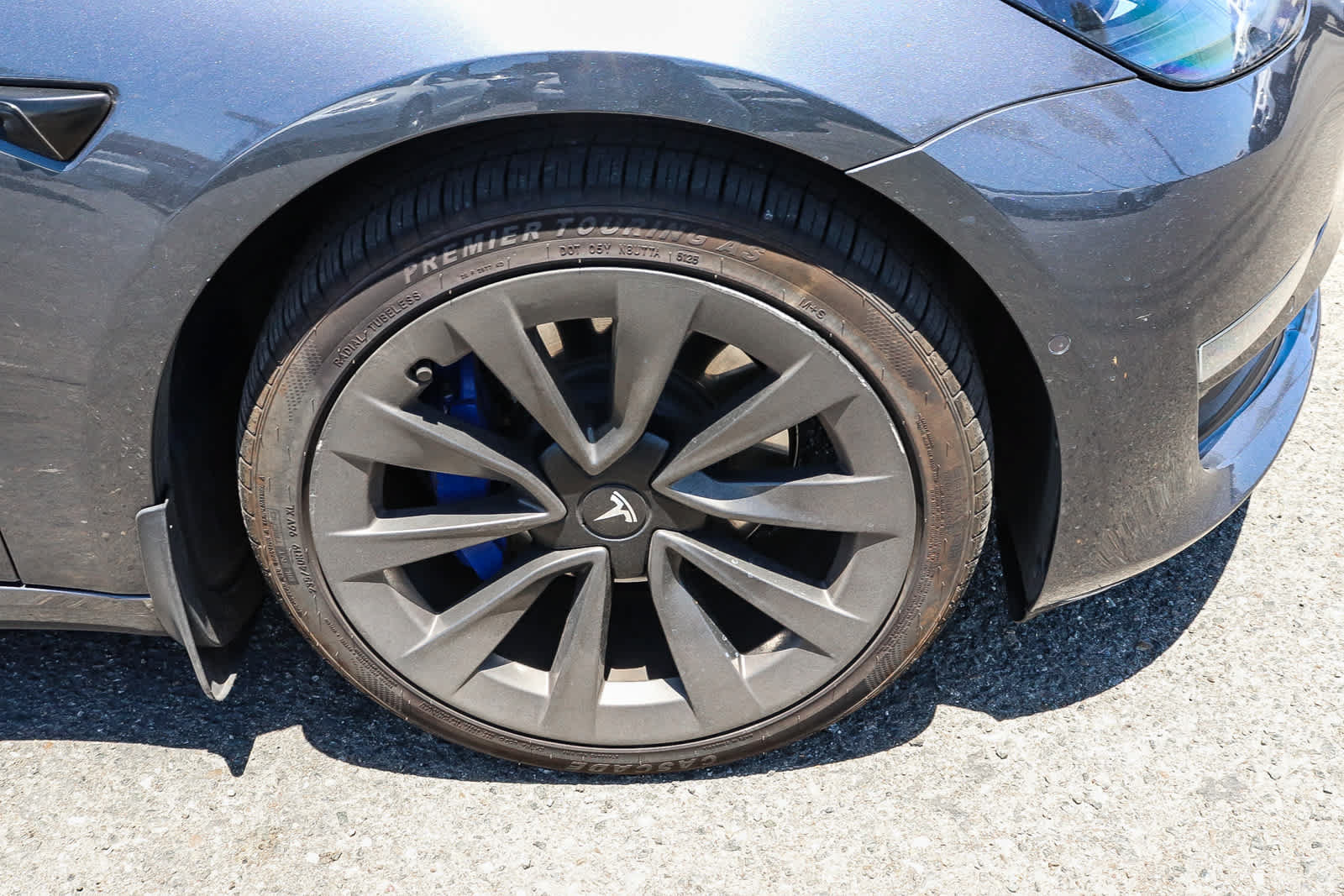 Used 2022 Tesla Model 3 Long Range AWD/4WD image 14