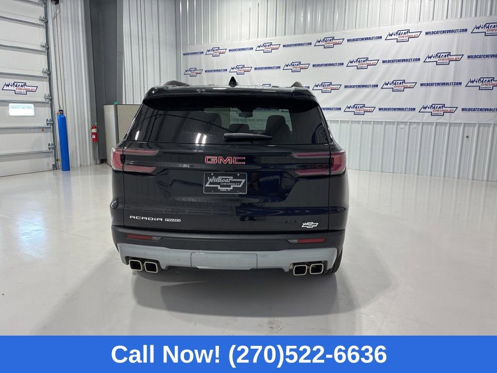 Used 2025 GMC Acadia Elevation image 5