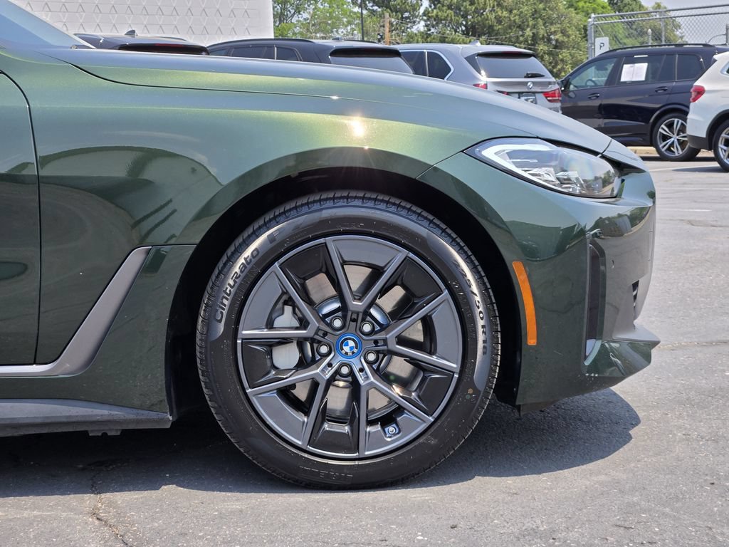 Certified 2023 BMW i4 eDrive40 w/ Premium Package RWD image 9