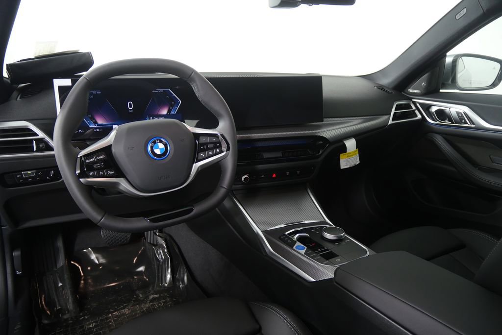 New 2026 BMW i4 eDrive40 image 18
