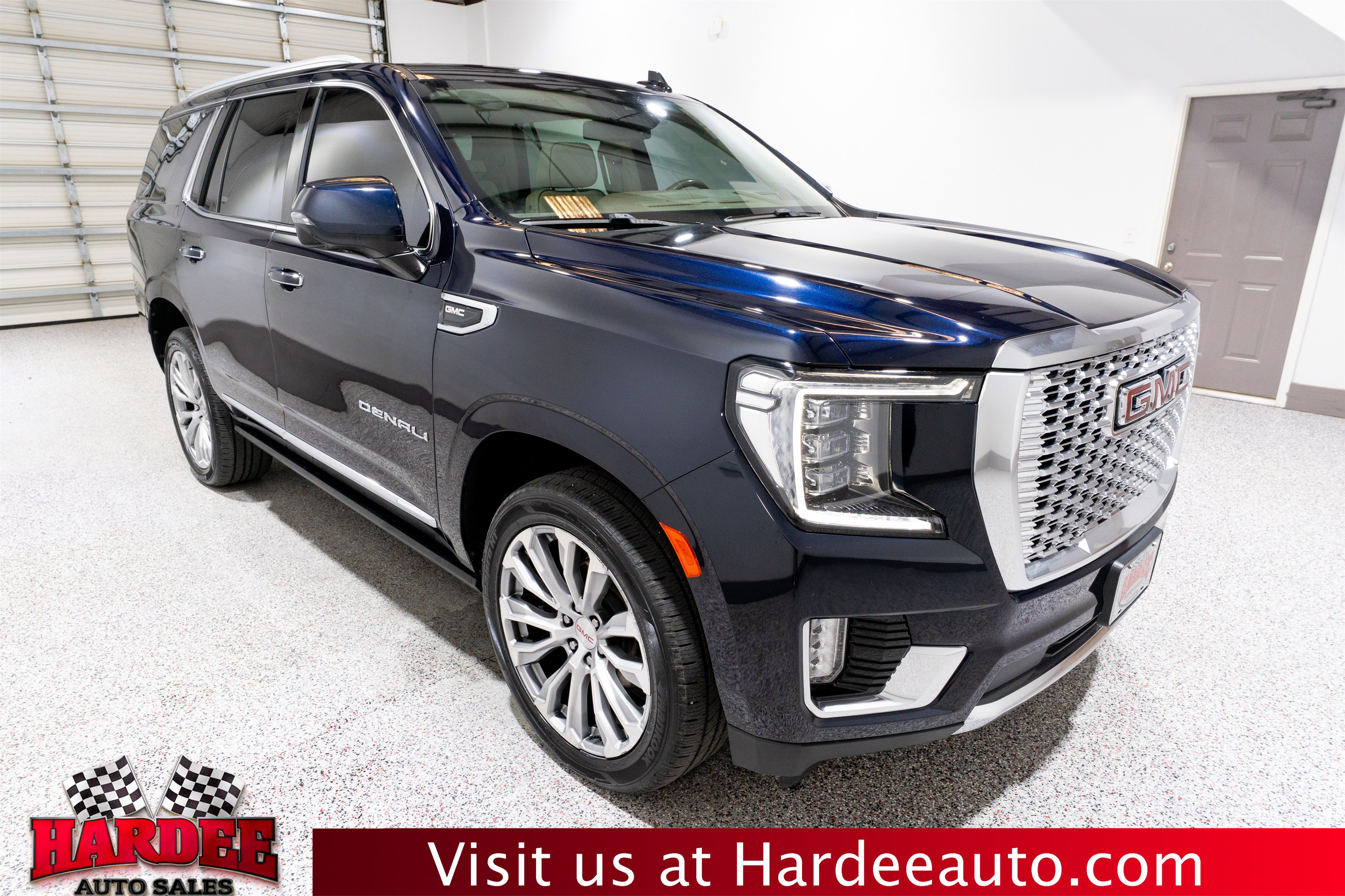 Used 2023 GMC Yukon Denali AWD/4WD image 6