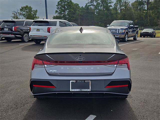 New 2026 Hyundai Elantra SEL Sport Premium image 6
